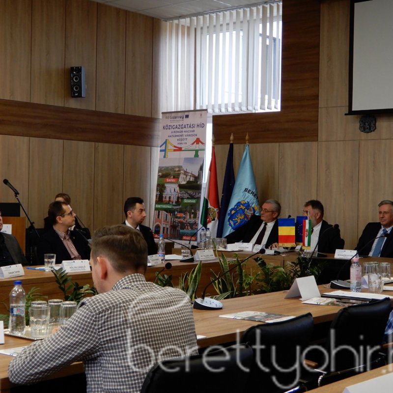 HURO Közigazgatási híd 24